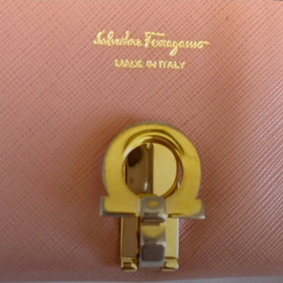 Salvatore Ferragamo Continental Pink Wallet with Gold Accents - Picture 6 of 10